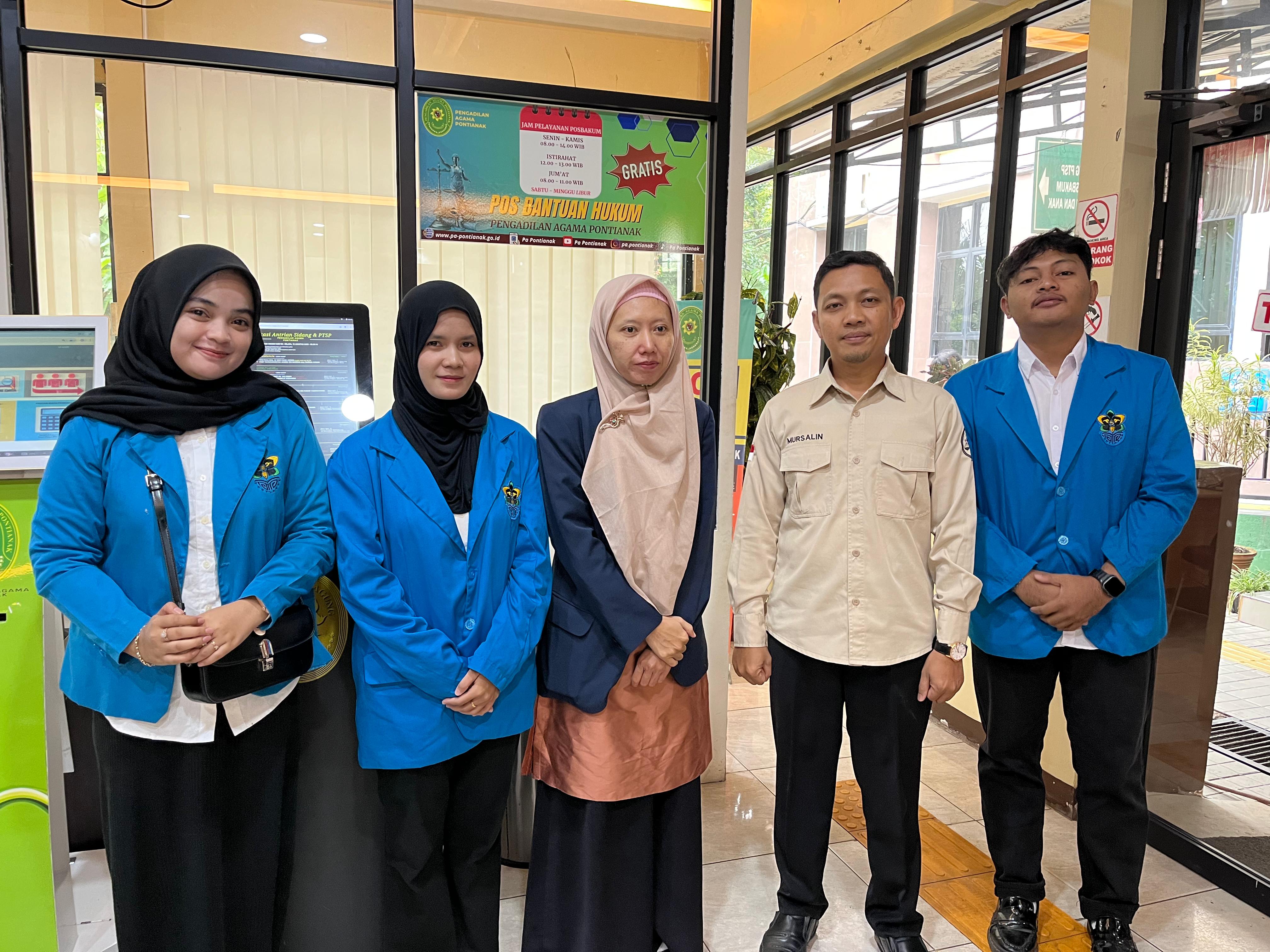 Tiga Mahasiswa IAIN Pontianak Magang PKKHP di LBH Syariah Khatulistiwa, Tina Zulfa: Menambah Wawasan Hukum dan Peradilan
